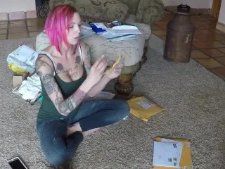 Mail Time: Stripping & Trying On