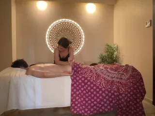 Sensual Balinese Hot Oil Massage