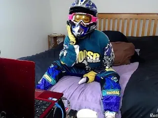 Motocross Step-Mom's X-Treme Vibes & Family Roleplay - Alhana Winter