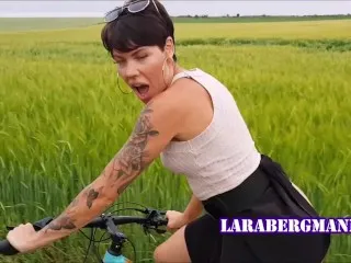 Lara Bergmann Rides Her Bike Hard