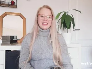Anna Squirts - Blonde Pornstar Masturbation