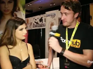 Ava Taylor PornhubTV Interview @ eXXXotica 2014 AC