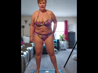 BBW MILF Shakes Sexy Bikini Body