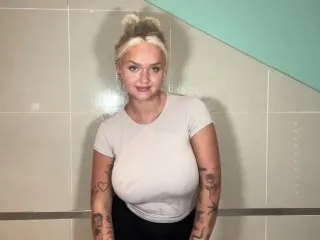 Busty Blonde Shower Showdown - Wet vs Dry