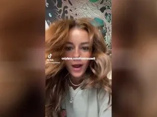 Accidental TikTok Pussy Show: Too Much Exposed