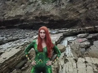 Mera on Ocean Edge - Hardcore Action