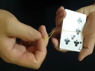 Card Magic Rubber Band Trick: Step-by-Step Guide