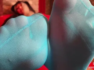 Slave Worships Nylon Feet Intensely