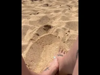 BBW MILF Foot Fetish - Wrinkled Soles, Long Toes in Sand