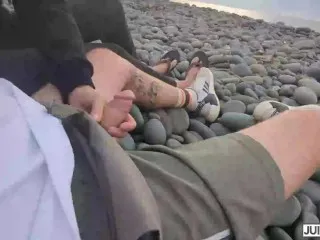 Beach Public Sex w/ JuicyLouise