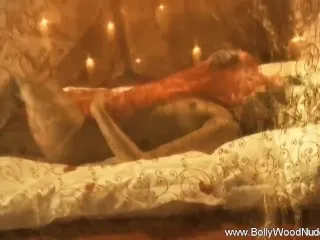 Bollywood Babe's Hot Belly Dance