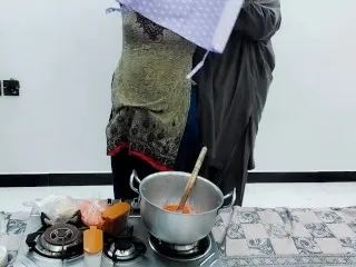 Pakistani Wife Anals in Kitchen (Hindi Audio)