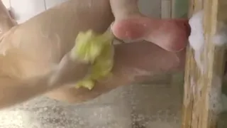 Sizzling Milf Bathroom Action 🔥🔥🔥