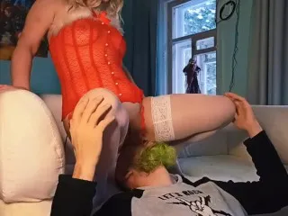 Blonde Corset Stockings Face Sitting Orgasm