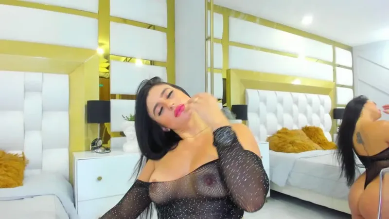 Pleasure on Big Tits Shaking
