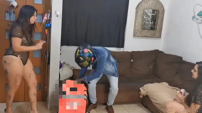 Lesbian Delivery Fuck Fest (1/2)