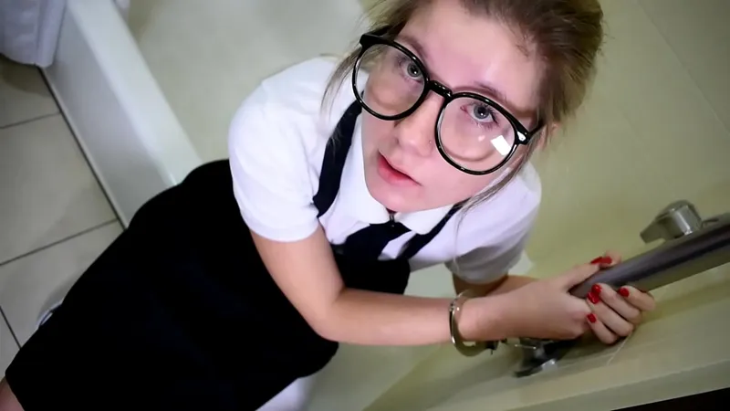 Vienna Rose's Intense Blowjobs at 18