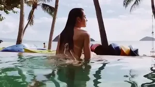 Young 18 Pool Orgy