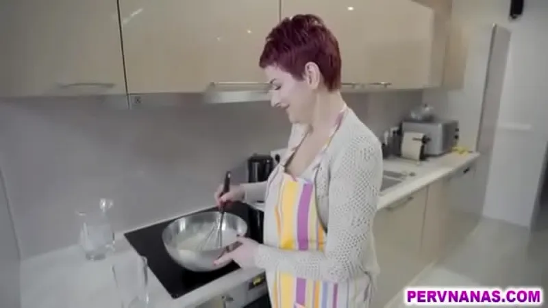 Hot Granny XXX - NaughtyNana 0.mp4