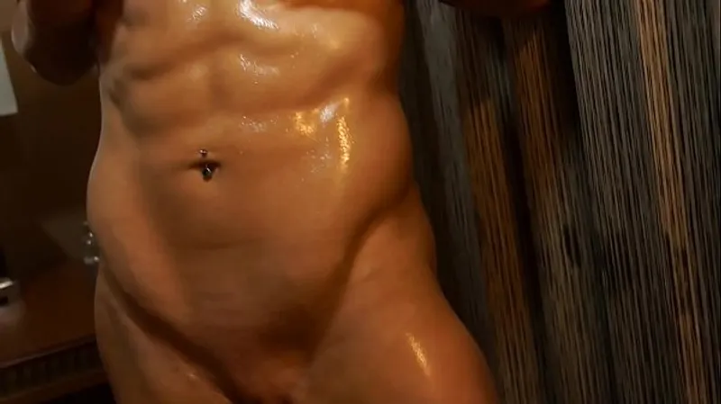 Oiling & Buff Big Muscles