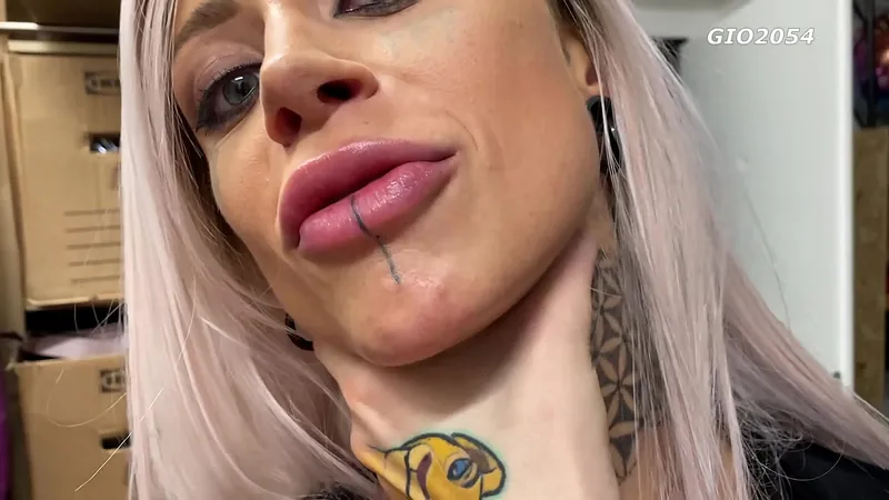 Monika Fox, Sasha Beart, Anna de Ville: Uncut BTS Scene XF107