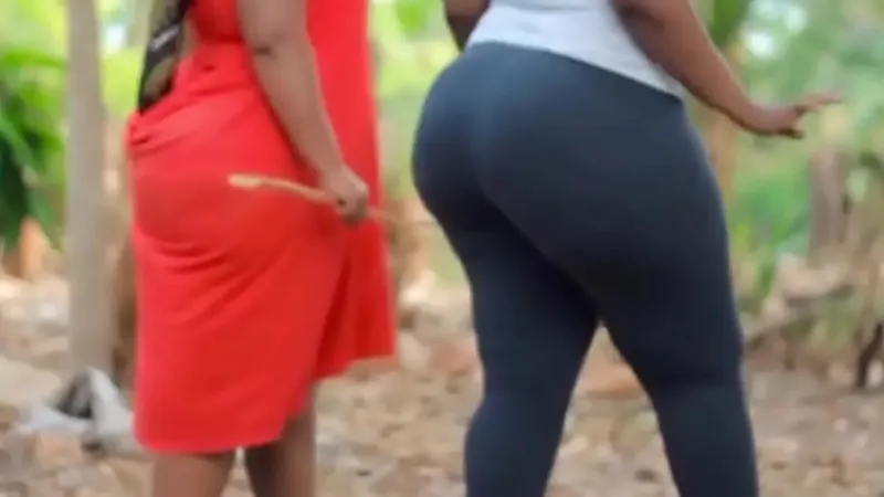 Massive Tundra, Big Afro Rear - Raw Action