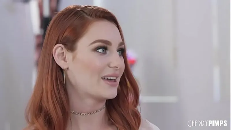 Lacy Lennon's Debut - Redhot, Goofy & Mindblowing