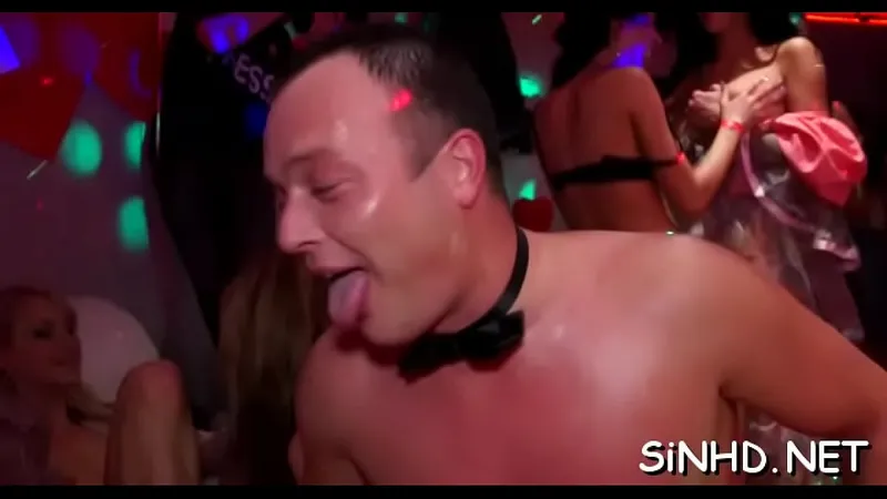 Uncensored Wild Orgy: Lusty Babes & Males