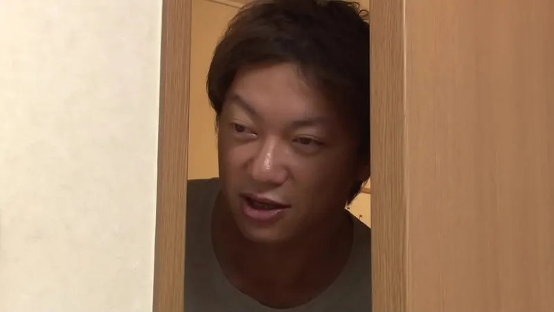 Surprise! Neighbor Screams During Masturbation - Uncontrollable Noise!