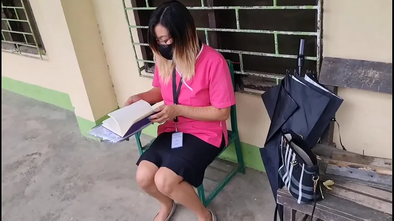 Professor Pinay Gets Fucked After Class - Passionate Sex