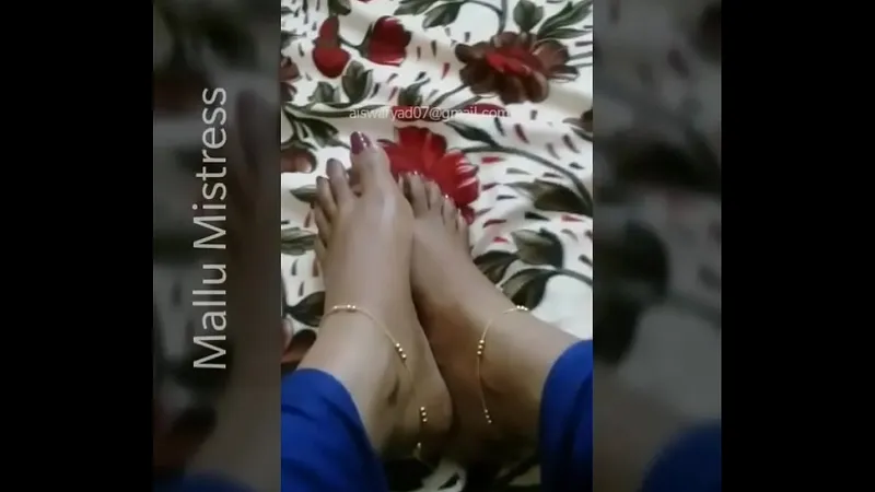 Indian Mistress Footjob Kerala Mallu Session