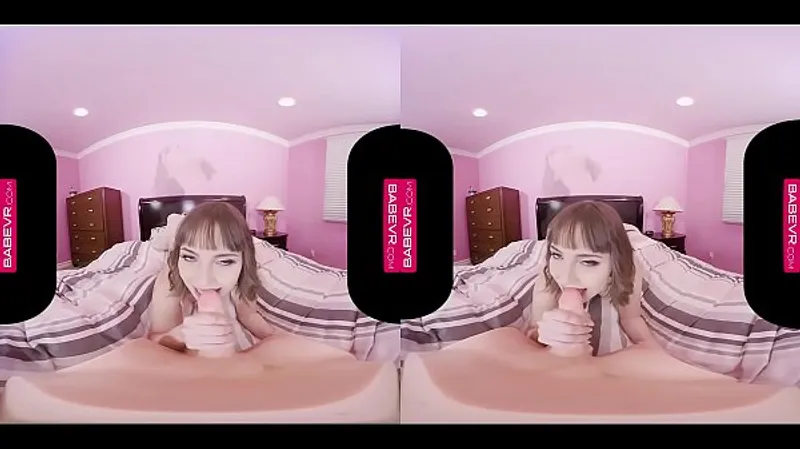 VR Amazing Babe Solo Masturbation Experience