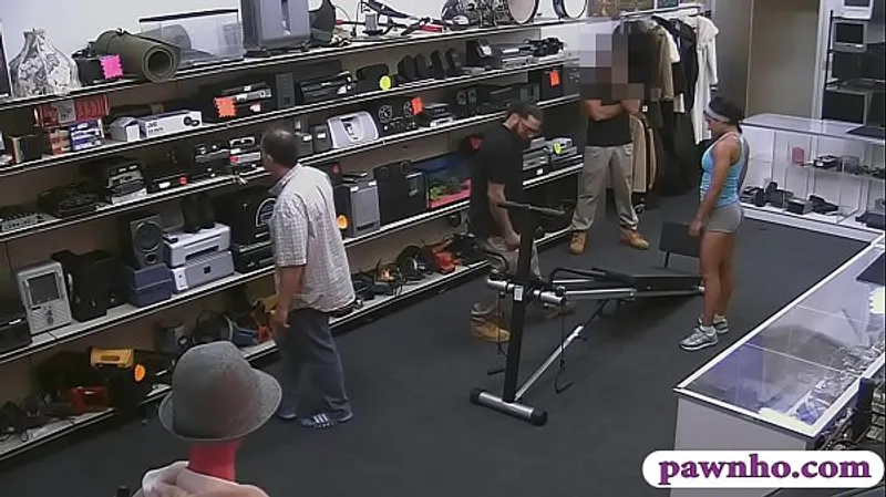 Amateur Babe Blows & Fucked in Pawnshop Office - Nasty Pawn Star