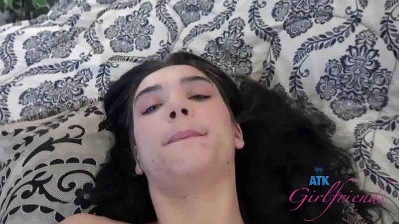 Rose Winters: Intense Oral & Explosive Orgasm