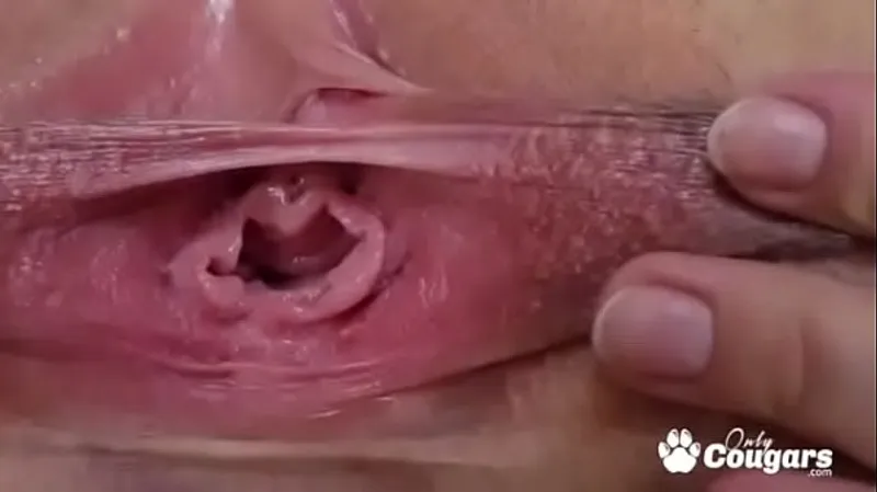 Pulling Apart Amateur's Pussy Lips