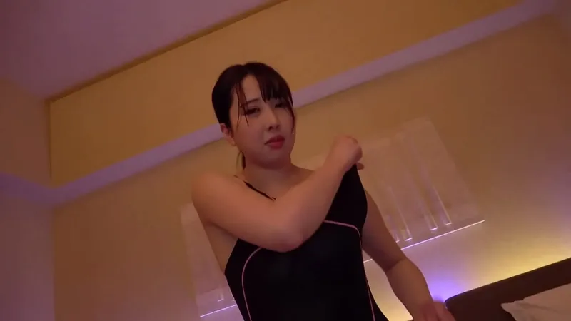Asian Swimmer Slut: Raw Doggy & Blowjob