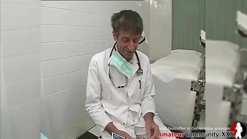 Shy Jacky's Intense Live Anal Demo - Nurse Fuck Fest @ AMATEURCOMMUNITY.XXX
