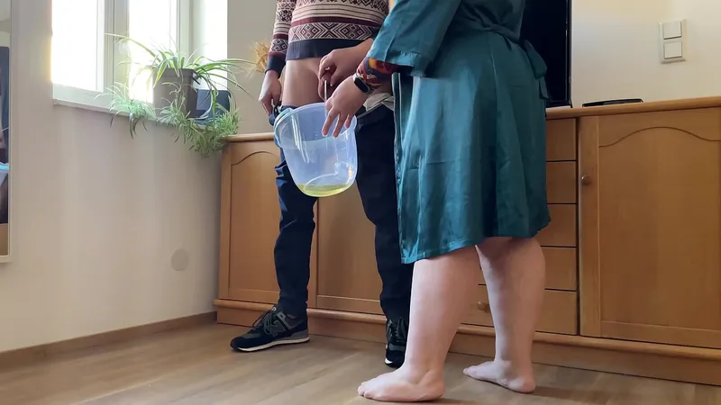 Mom Loves Golden Showers Compilation - Amateur MILF