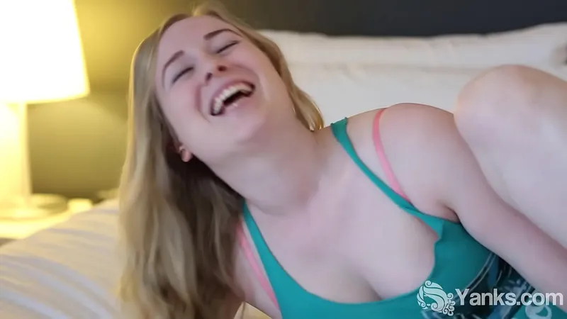 Yanks Satine Spark - Big, Natural Blonde Masturbates & Talks Dirty