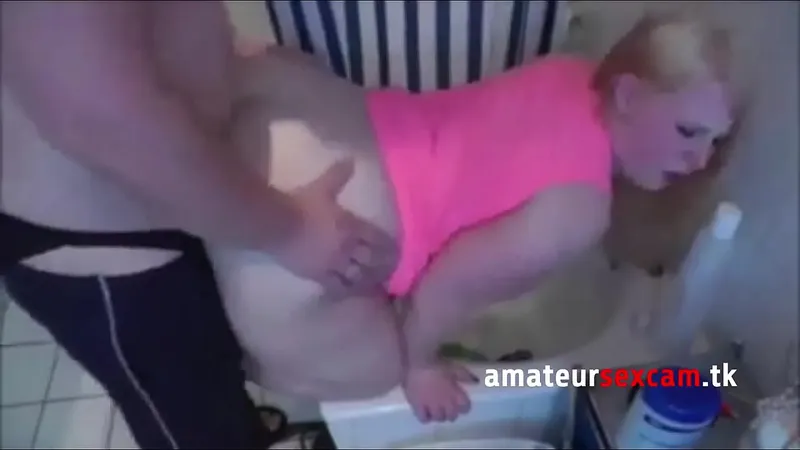 BBW Amateur Rough Doggystyle WC