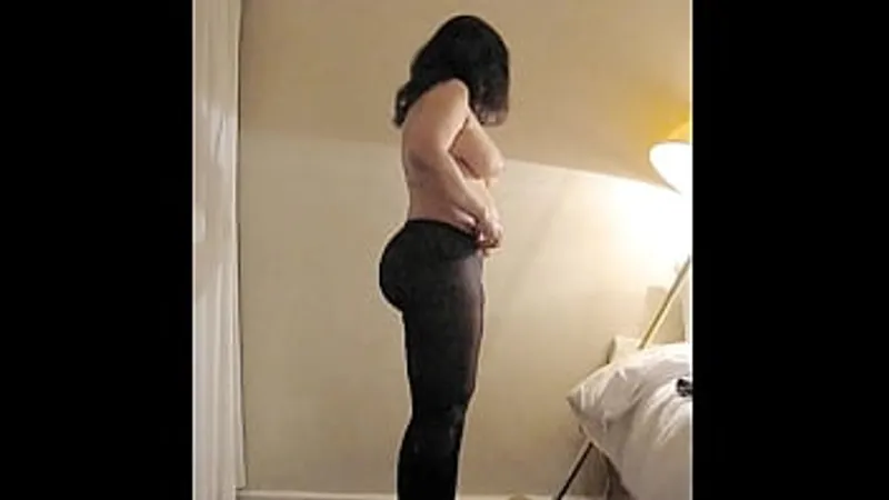 Plump Indian MILF Strips PAWG Amateur