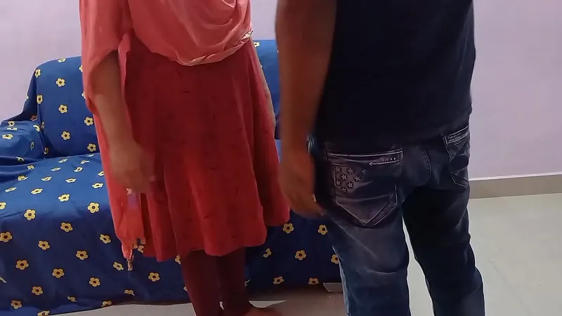 Mall Thief XXX'd by Guard - HD Hindi Voice