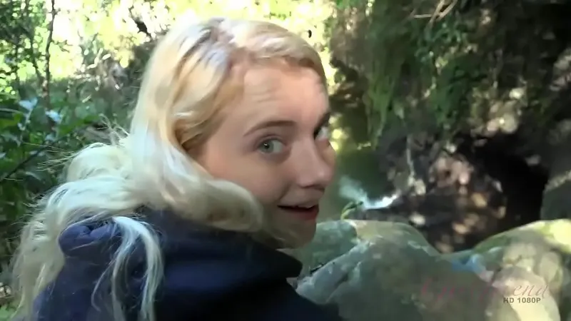Teen Amateur Outdoor POV - Cock Sucking (RIley Star)