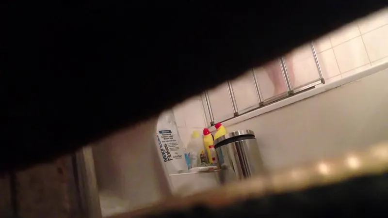 Flatmate's Hidden Shower Show - Beautiful Genitals Spied