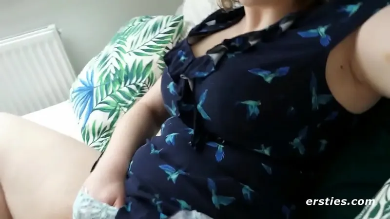 Sexy Amateurs Masturbate in Lingerie Compilation - Ersties