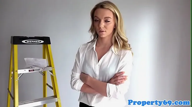 Exgf Realtor Fucked in Open House