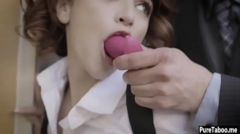 Anal Crazy Guy Satisfies Petite Girl