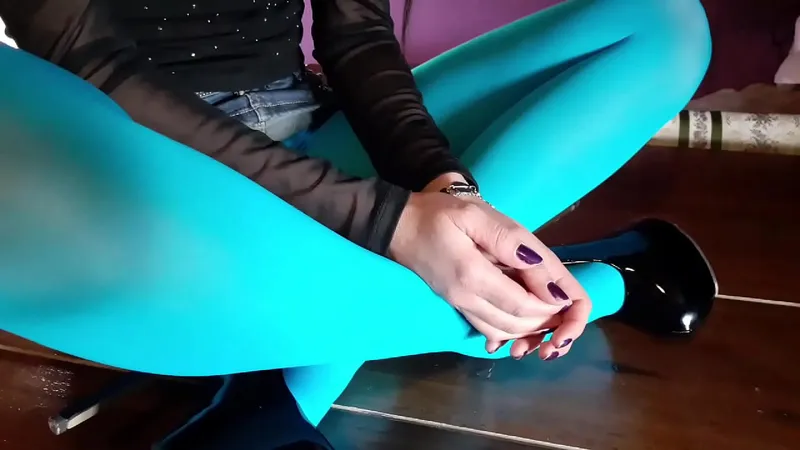 Laura & Step-Sister - Blue Pantyhose, Black High Heels, Legs & Bottom