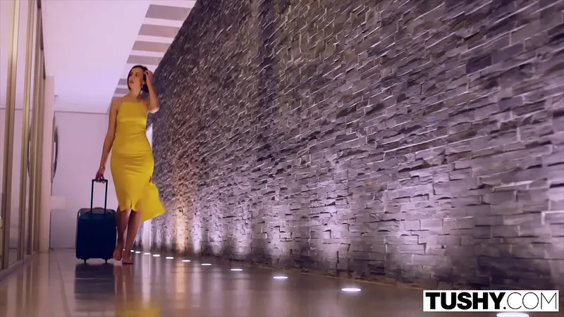 Ready-for-Anal Tushy Model - Hot Anal Action