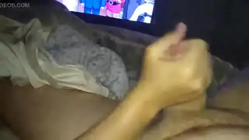 Evening Hand Job & Cumshot Tits